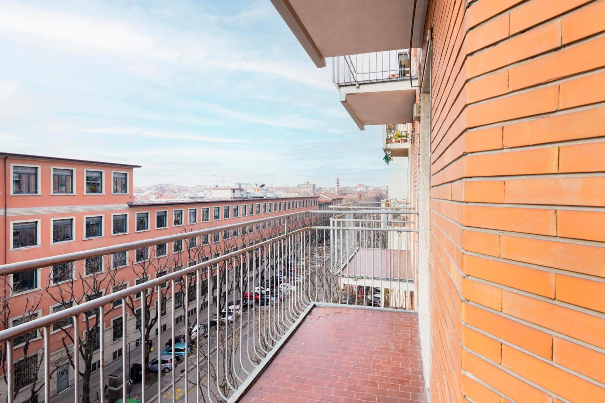 Relstay - Tortona Milan Bagian luar foto